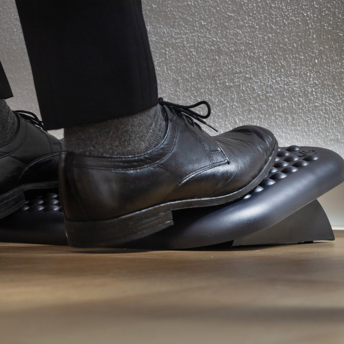 NGS Footnest Reposapiés Ergonómico Negro